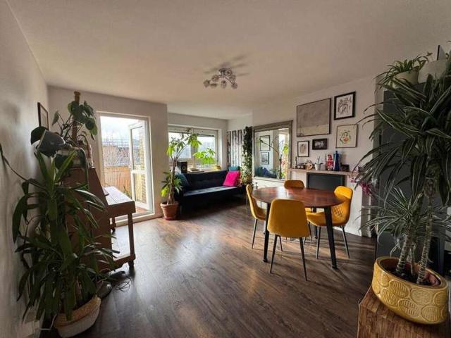 Apartment for sale in London Borough of Lewisham, New Cross