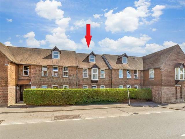 Apartment for sale in Arundel, Clapham
