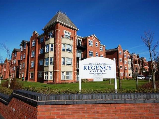 Apartment for sale in Meols Cop, Southport