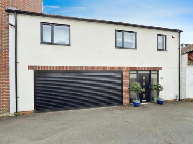 Apartment for rent in Gerrards Cross, Denham