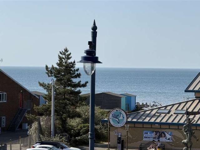 Apartment for sale in Kingsdown Park, The Bridge
