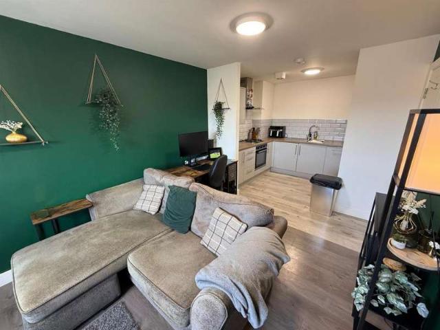Apartment for sale in Audnam, Amblecote