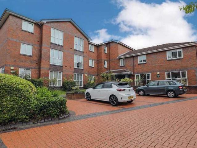 Apartment for sale in Calderstones