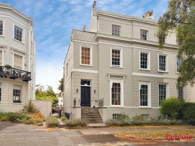 Apartment for sale in Golden Valley, Gloucestershire