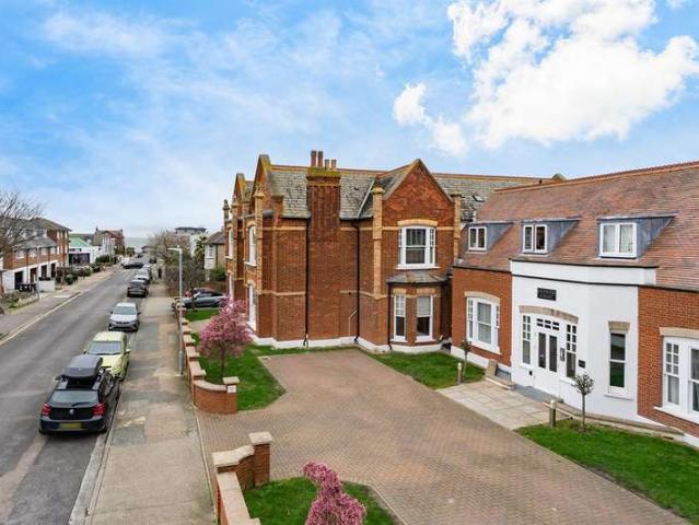 Apartment for sale in South Tankerton, The Bridge