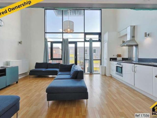 Apartment for sale in London Borough of Ealing, Greater London