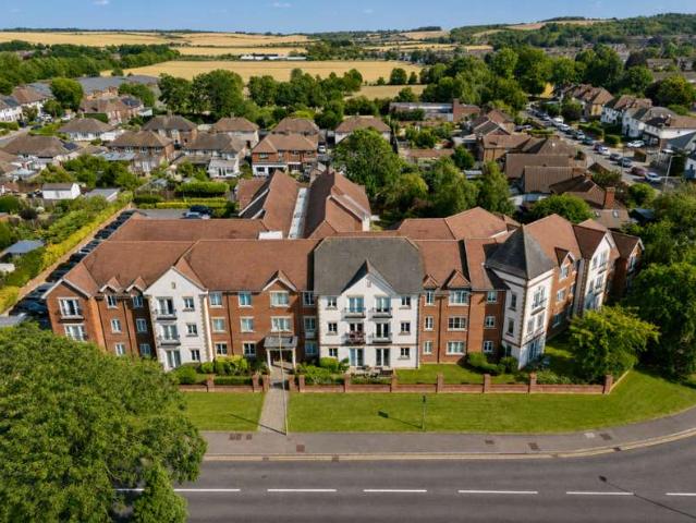 Apartment for sale in King's Walden, Hertfordshire