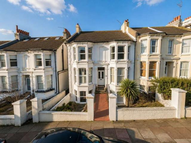 Apartment for sale in Round Hill, Brighton & Hove