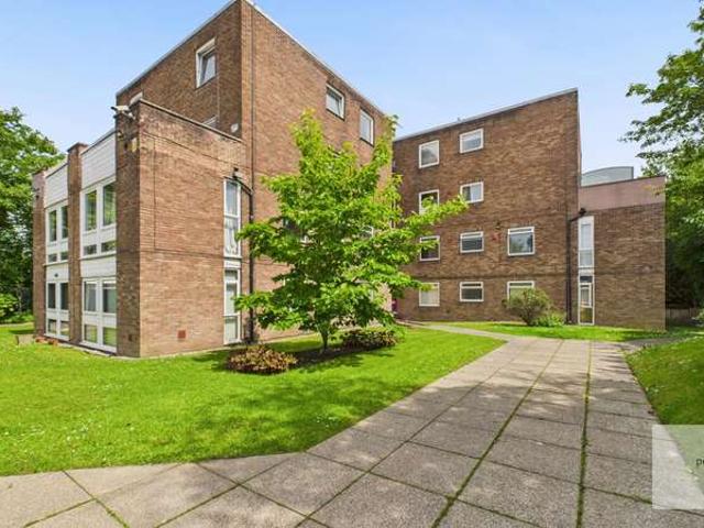 Apartment for sale in Blackford Bridge, Bury
