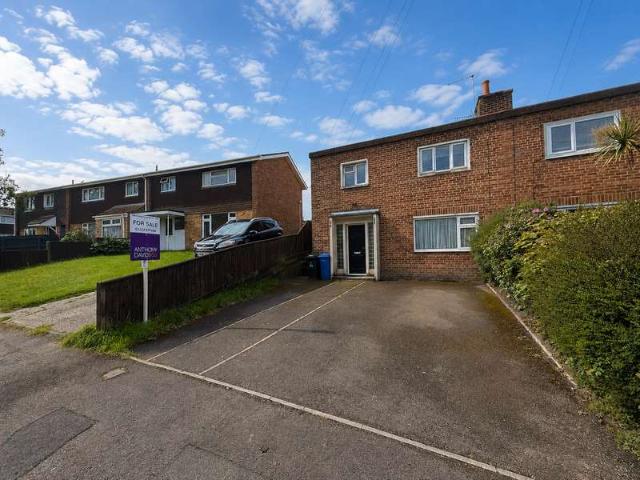 Apartment for sale in Poole