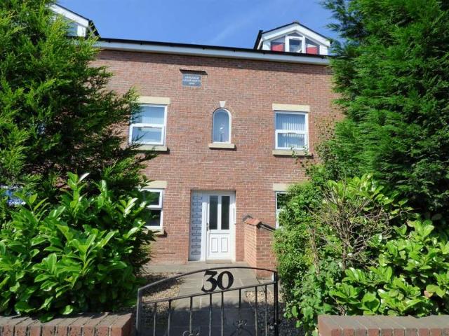 Apartment for sale in Hazel Grove, Greater Manchester