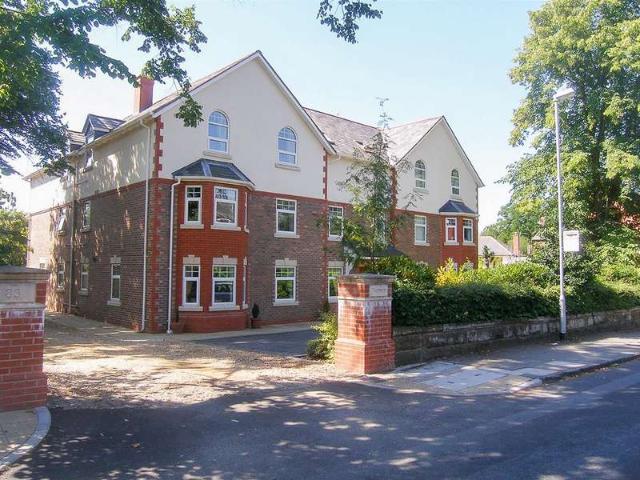 Apartment for sale in Stockton Heath