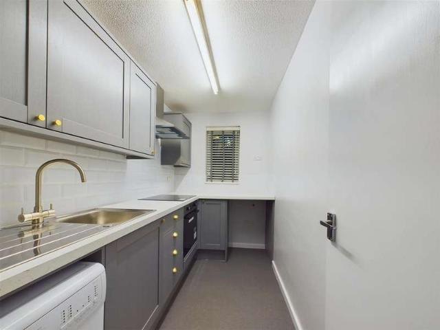 Apartment for rent in Elmfield, Leicestershire