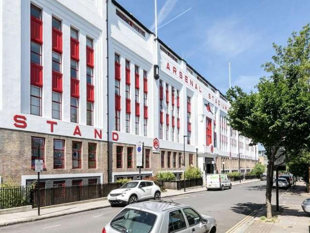 Apartment for sale in Finsbury Park, Greater London