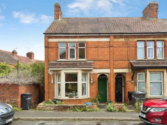 Apartment for sale in Yeovil, Somerset