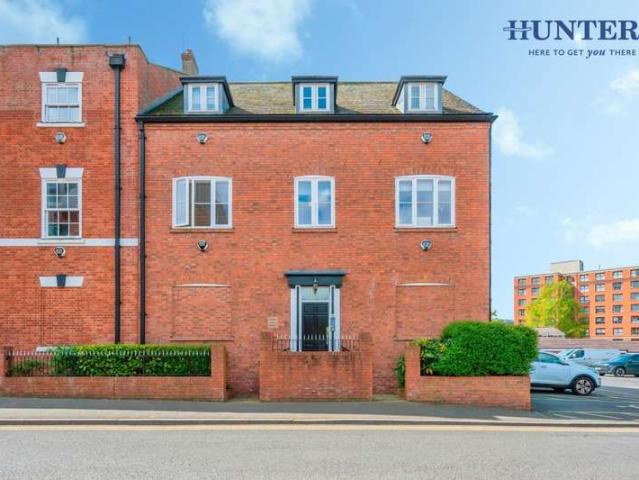 Apartment for sale in Lichfield, Boley Park