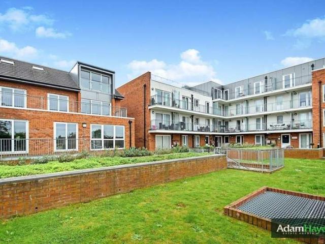 Apartment for sale in Fallow Corner, Greater London