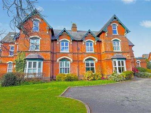 Apartment for sale in Lifford, Birmingham