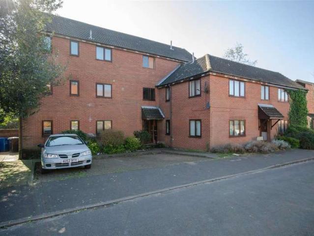Apartment for sale in Mile Cross, East Bank