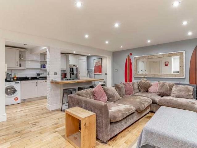 Apartment for sale in Duchy, Harrogate
