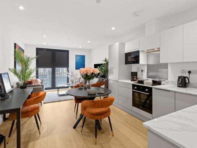 Apartment for sale in Haywards Heath, Mid Sussex
