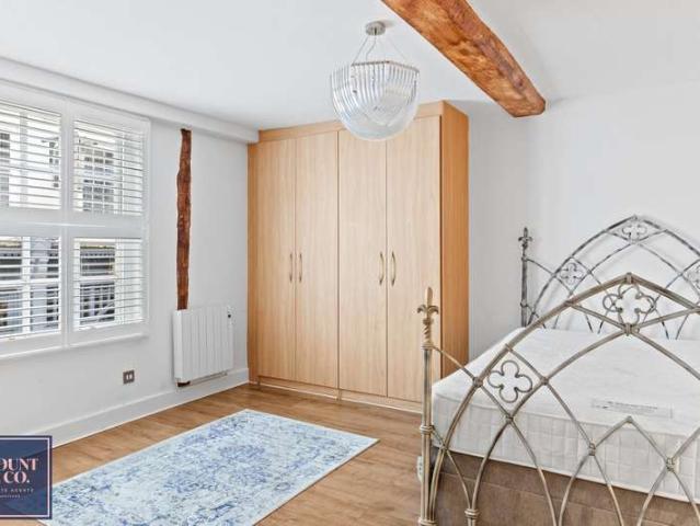 Apartment for sale in Hertford, Colliers End