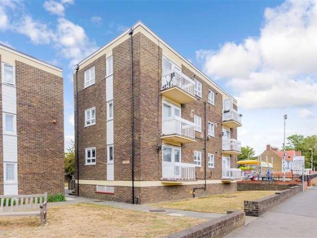 Apartment for sale in Hamerton, Kent