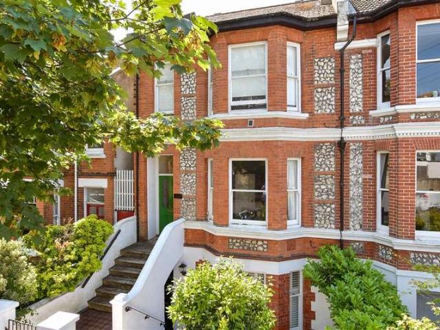 Apartment for sale in Round Hill, Brighton & Hove