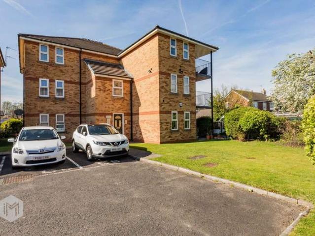 Apartment for sale in Lilford, Wigan