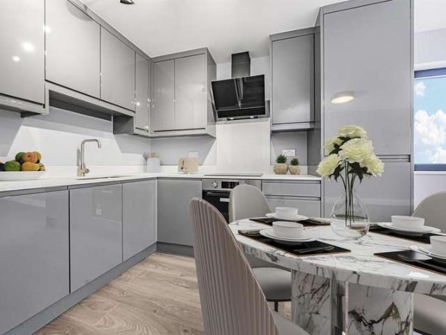 Apartment for sale in London Borough of Hounslow, Greater London