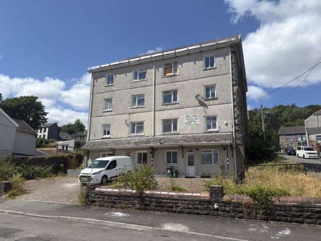 Apartment for sale in Aberaman North, Wales