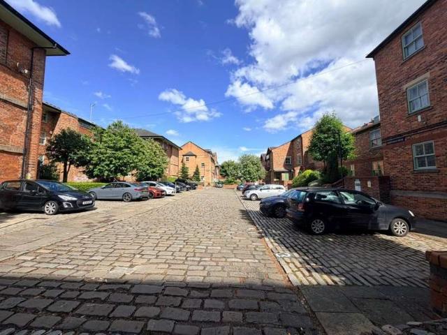 Apartment for sale in West Yorkshire