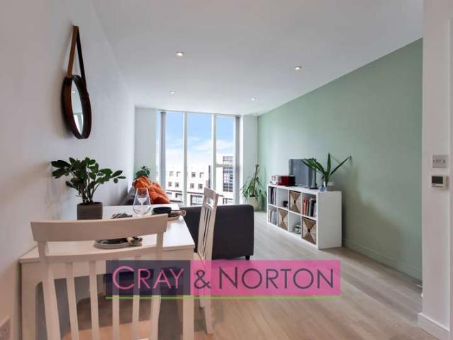 Apartment for sale in London Borough of Croydon, Greater London