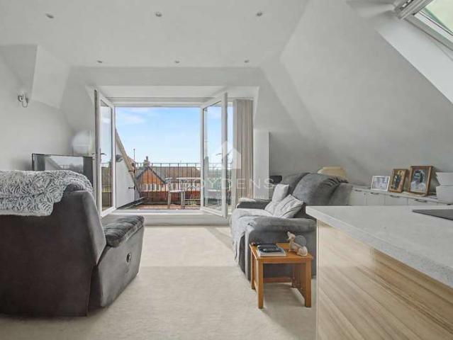 Apartment for rent in Frinton and Walton, Dale Hill