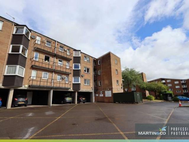 Apartment for sale in Falcon Lodge, Wales