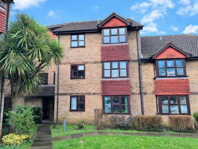 Apartment for sale in North Town, Aldershot