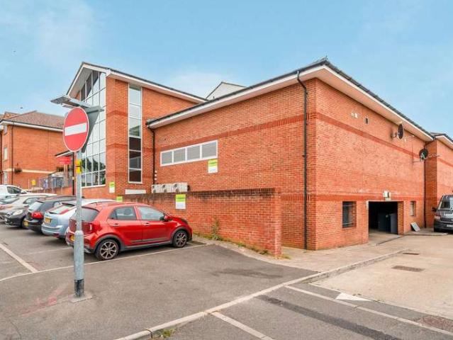 Apartment for sale in Swallow, Buckinghamshire