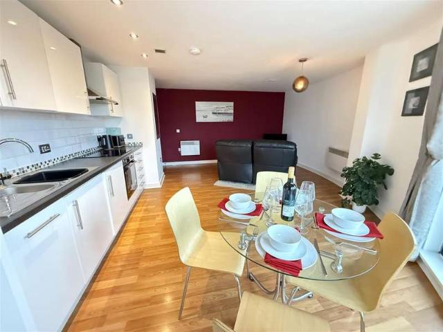 Apartment for sale in Hulme, Georgia