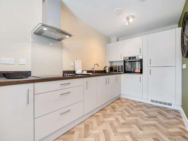 Apartment for sale in Chichester, Littlecote