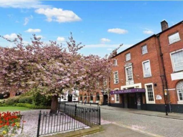 Apartment for sale in The Haulgh, Lee Bank