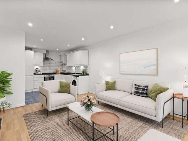 Apartment for sale in Row Town, Surrey