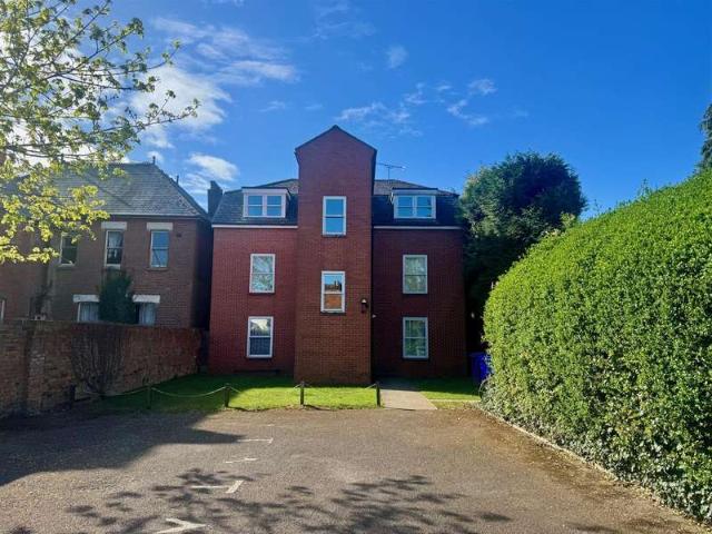 Apartment for sale in Cargate, Aldershot