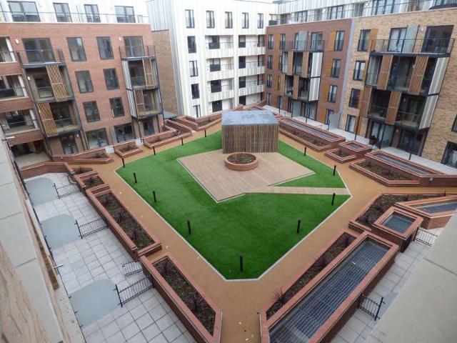 Apartment for sale in Rush Green, Greater London