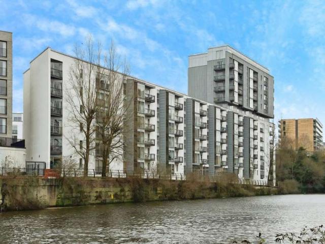 Apartment for sale in Hulme, Georgia