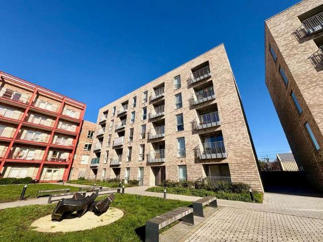 Flat for sale in Arbury, Cambridgeshire
