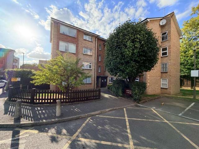 Apartment for sale in Carshalton Beeches, Greater London