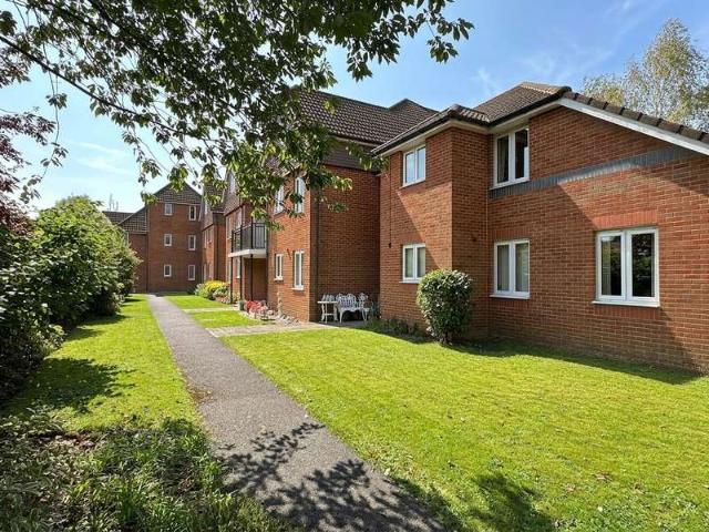 Apartment for sale in Hythe and Dibden, Ashurst Bridge