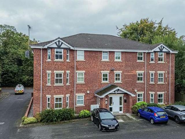 Apartment for sale in Westy, Warrington