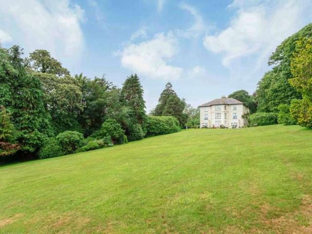 Apartment for sale in Strode, Devon