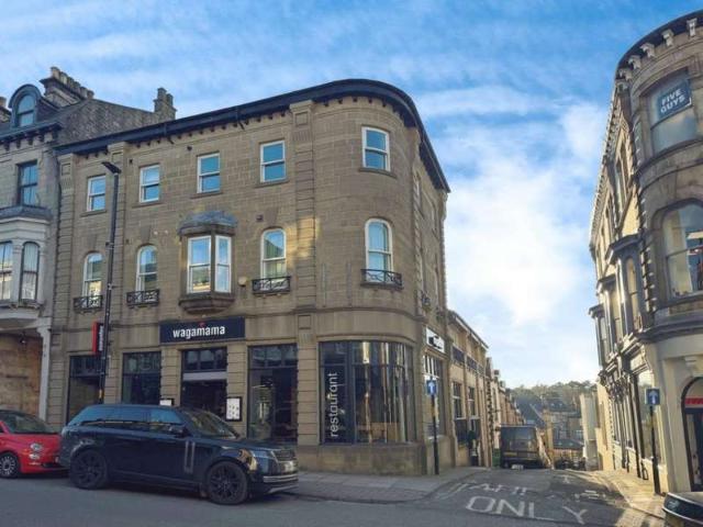 Apartment for sale in Low Harrogate, Harrogate